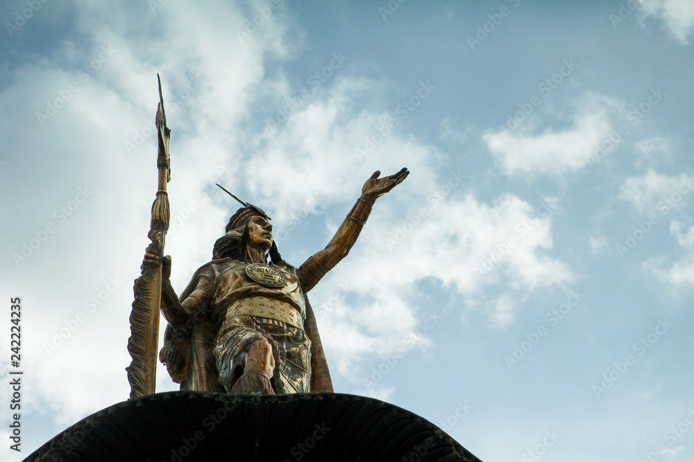 Fototapeta premium Inca golden statue in Cusco Main square