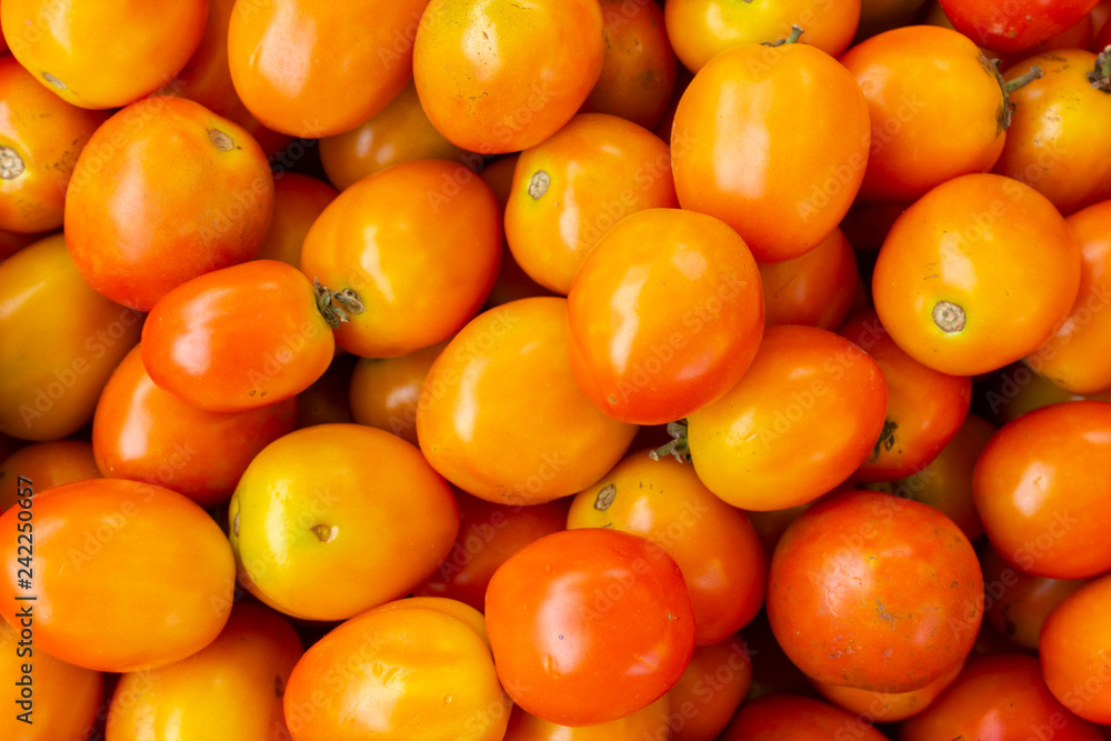 pile of fresh tomatoes wallpaper background