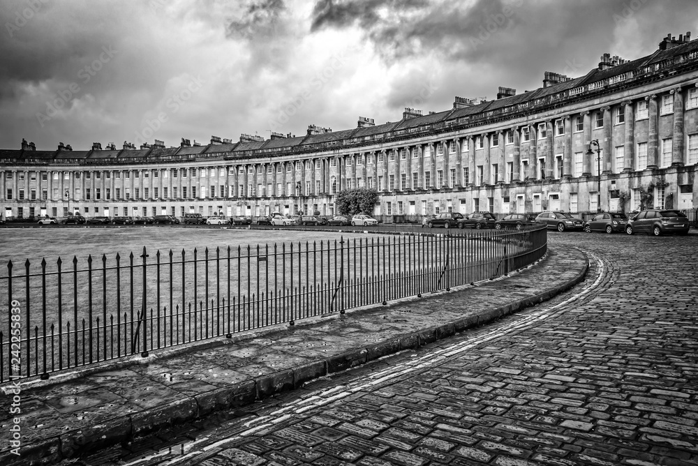 royal-crescent-in-bath-uk-stock-adobe-stock