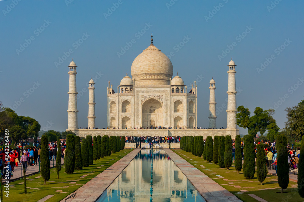Fototapeta premium Agra, India - 27 December 2018 : Taj Mahal is a white marble mausoleum , Agra, Uttar Pradesh, India.