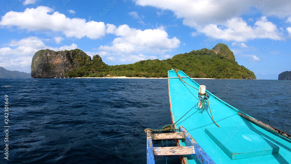 boat tip, El Nido Philippines