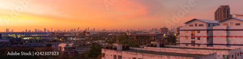 Bangkok Sunset © Thawatchai