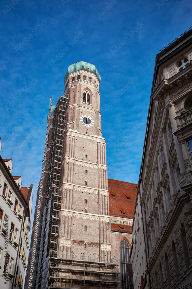 Die Zwillingstürme der Frauenkirche in München