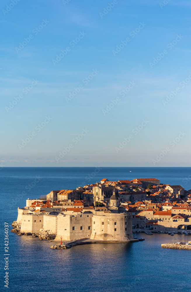 walls of the old town of Dubrovnik