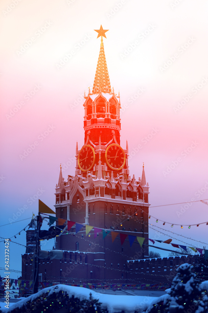 Obraz premium Spasskaya Tower on red square in Moscow color