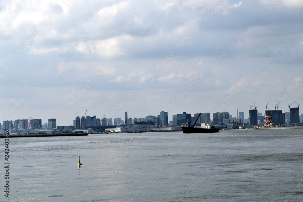 東京湾と都市風景 有明～台場方面