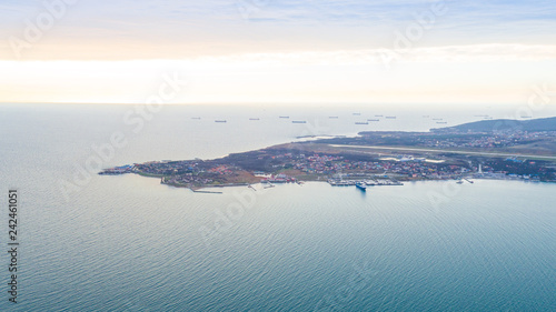 Obraz na płótnie bay with ships w salonie