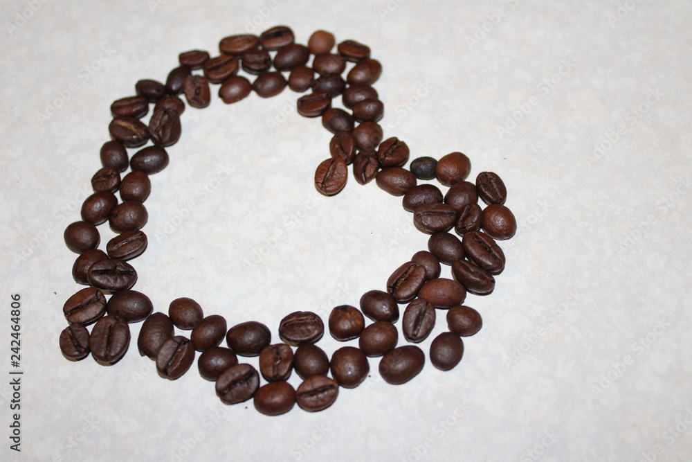 Obraz premium heart of coffee beans