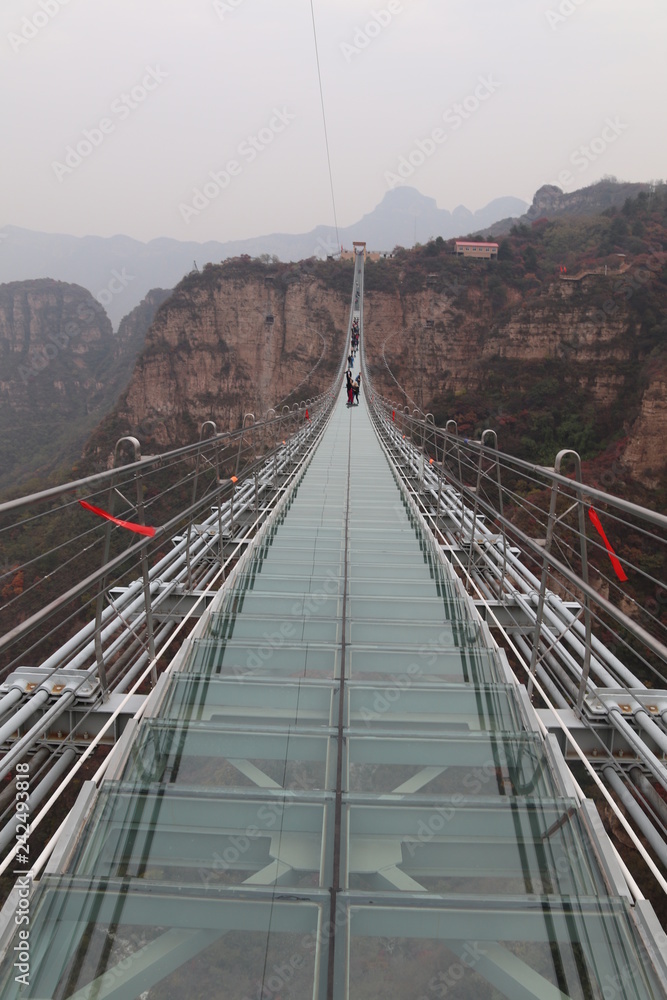 Hongyagu longest glass bridge in the world full bridge length in Hebei sway