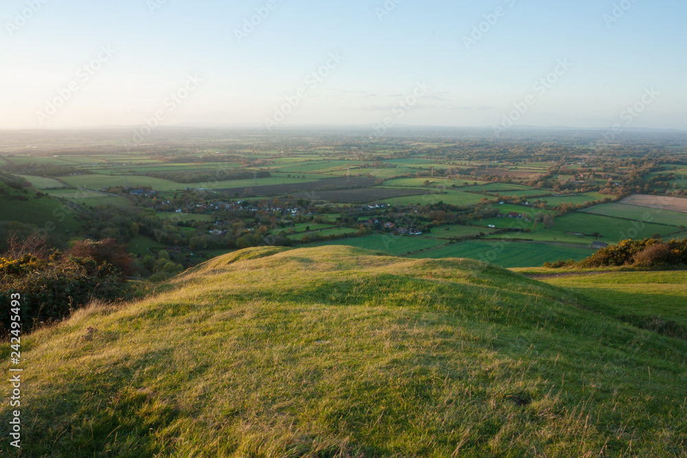 Fototapeta premium Widok na północ z South Downs, Fulking, East Sussex, Wielka Brytania