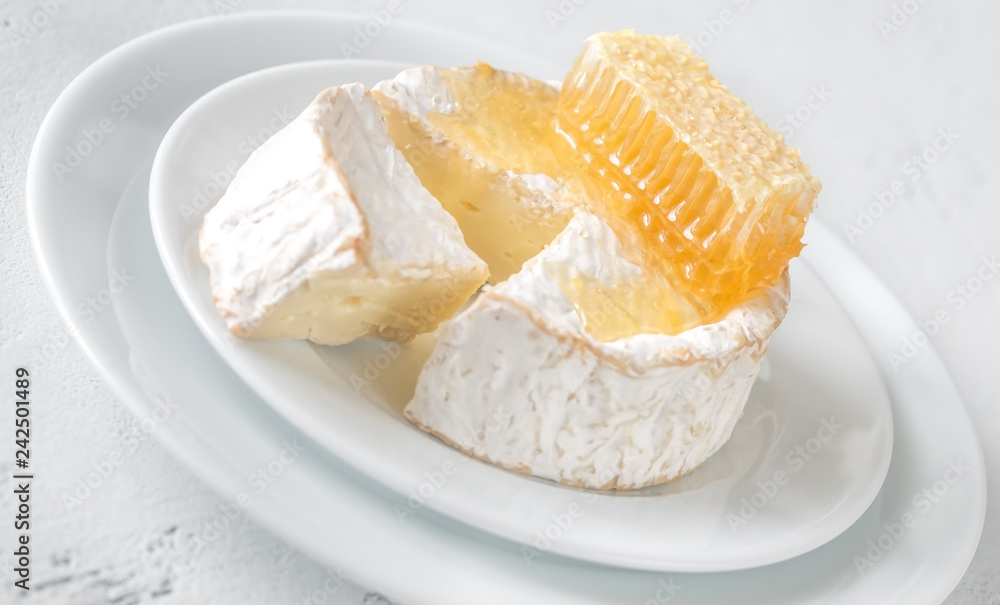 Camembert cheese with honeycombs