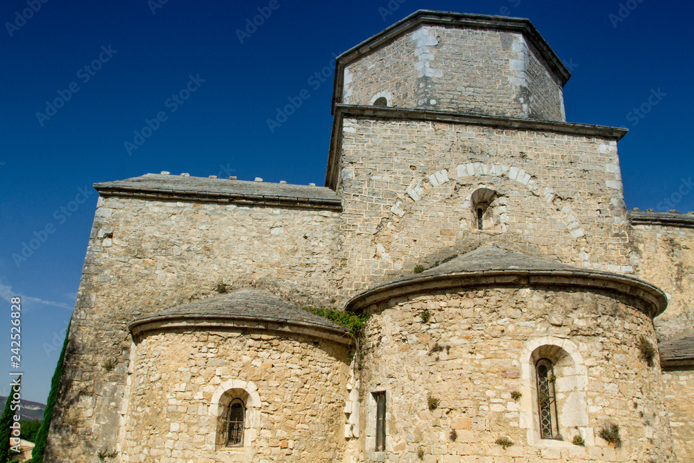 ancienne église en Ardèche