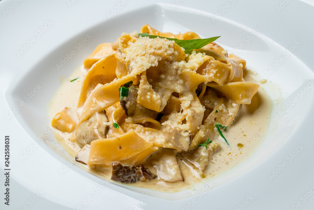 papardelle with porcini mushrooms papardelle with porcini mushrooms