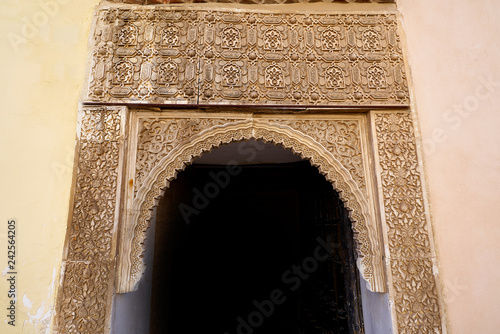 Muslim arch door in Alhambra of Granada