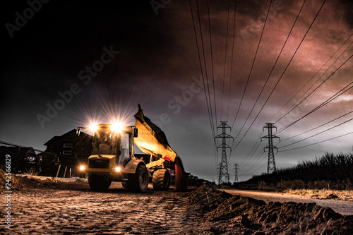 Fotografi Strange Dumptruck