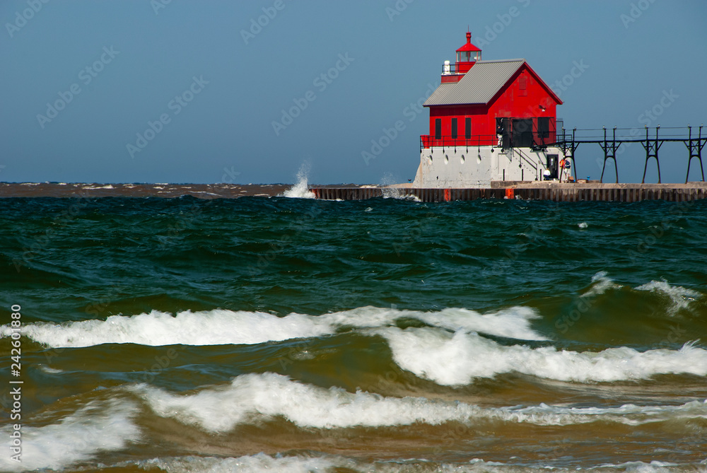 506-44 Grand Haven Pierhead Lighthouse & Storm Waves 506-44 Grand Haven Pierhead Lighthouse & Storm Waves