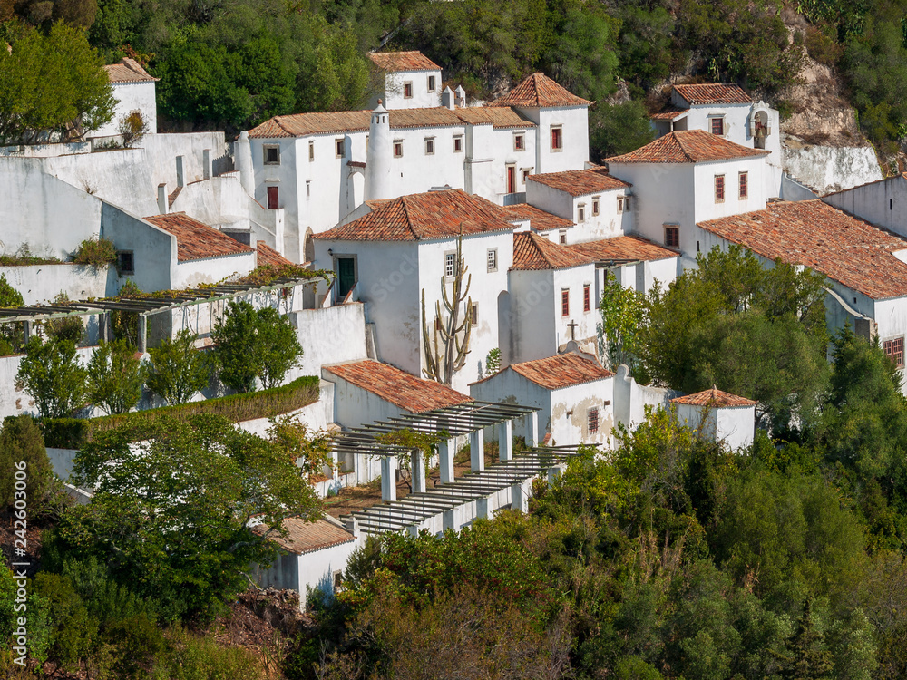 Blick auf das Nonnenkloster in Portinho da Arrábida