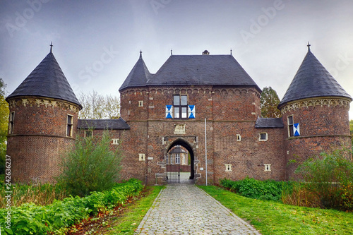 Historische Burg in Vondern bei Oberhausen