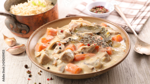 veal stew with cream and vegetables
