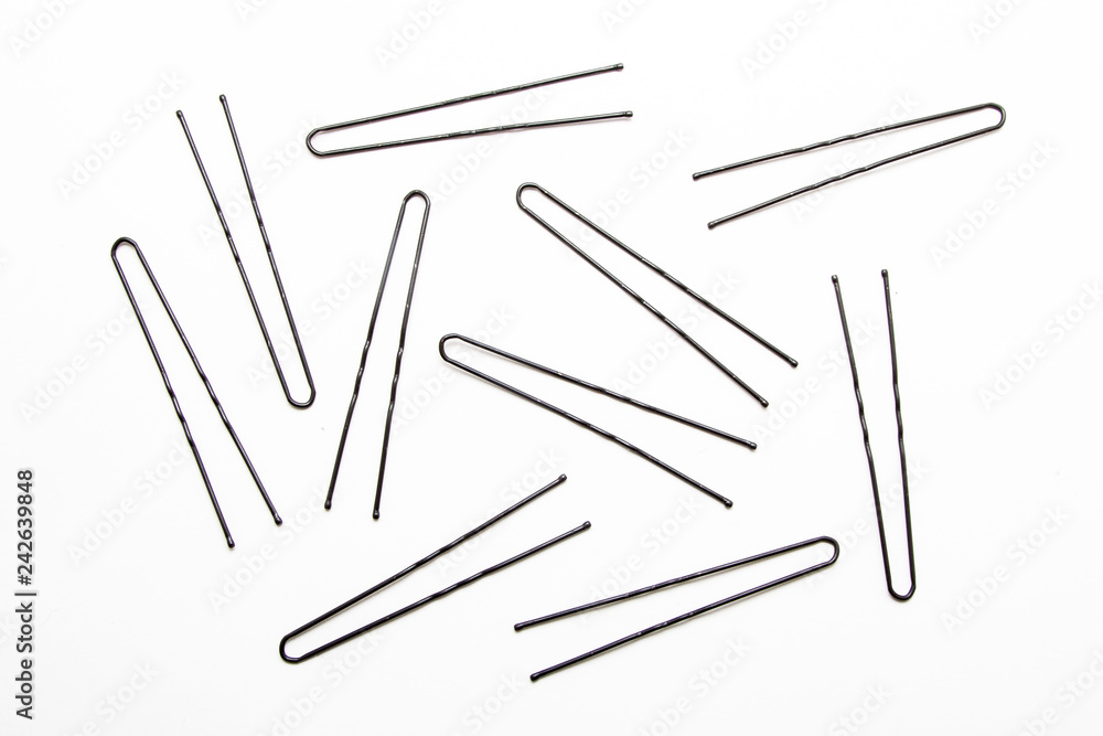 Pins invisible on a white background Pins invisible on a white background