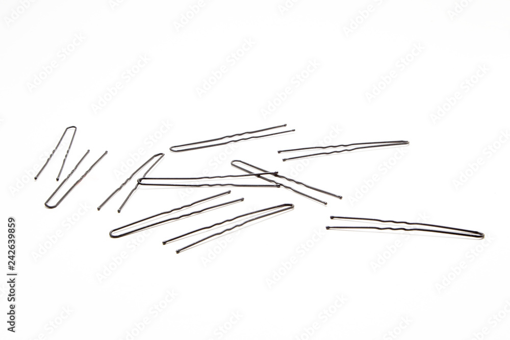 Pins invisible on a white background Pins invisible on a white background