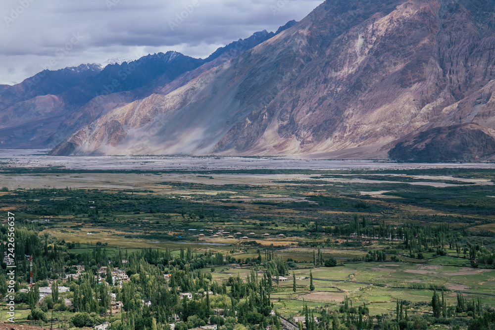 The amazing landscape view of the Nubra valley 