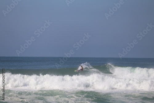 Surf à Hossegor , landes  photo