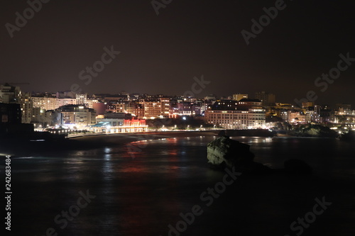 Ville de Biarritz de nuit