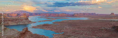 Magical Lake Powell, Alstrom Point