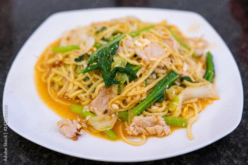 stir fried noodle with pork Khmer style