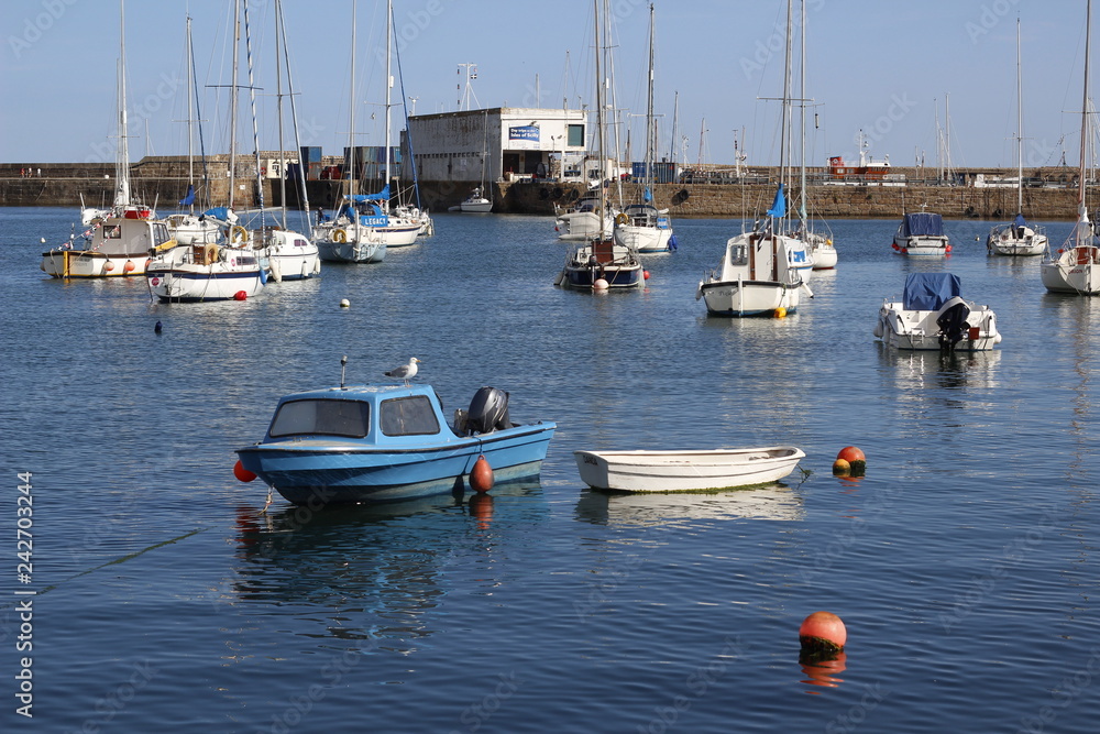 Obraz premium boats in the harbor