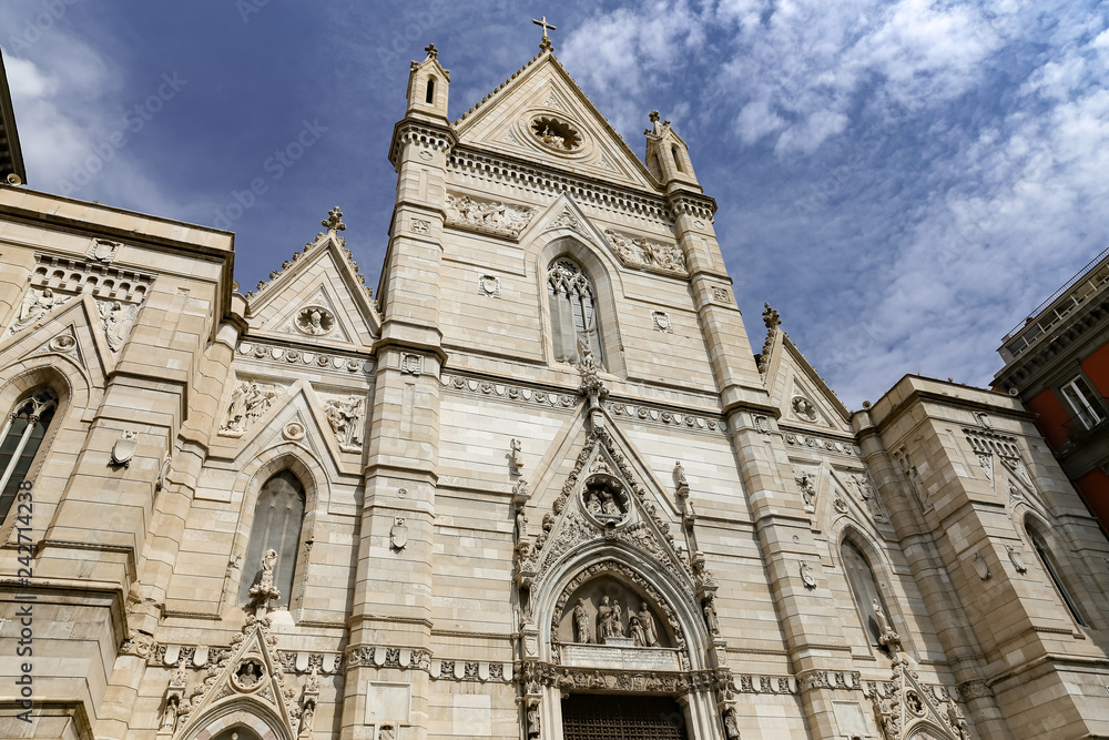 Fototapeta premium Facade of Naples Cathedral in Naples, Italy