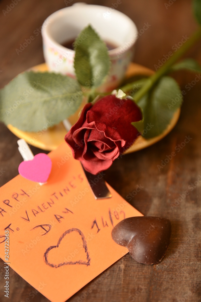 festa di san valentino colazione con rosa rossa festa degli innamorati  Stock Photo | Adobe Stock