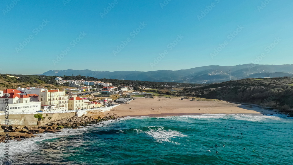 Vista da Praia das Maçãs em Sintra Portugal