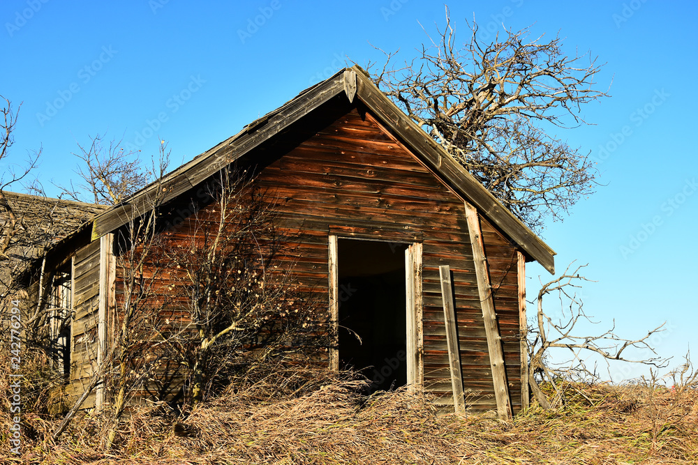 Old Run Down Farm House Old Run Down Farm House