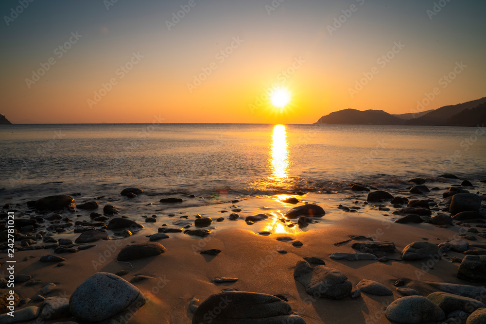 고흥 몽돌해변의 아침 풍경
