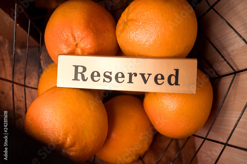 plate reserve in oranges
