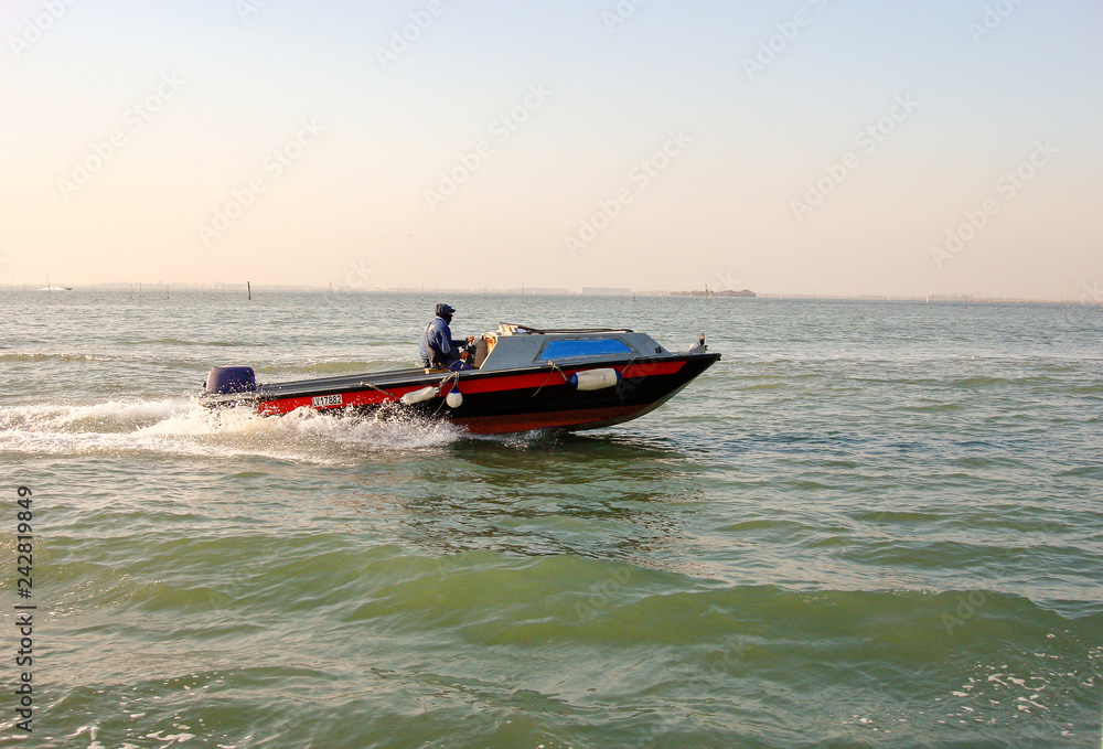 Naklejka premium venezia laguna barca motoscafo