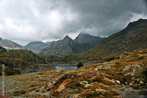 Ibon de Respomuso, lago de alta montaña Pirineos photo