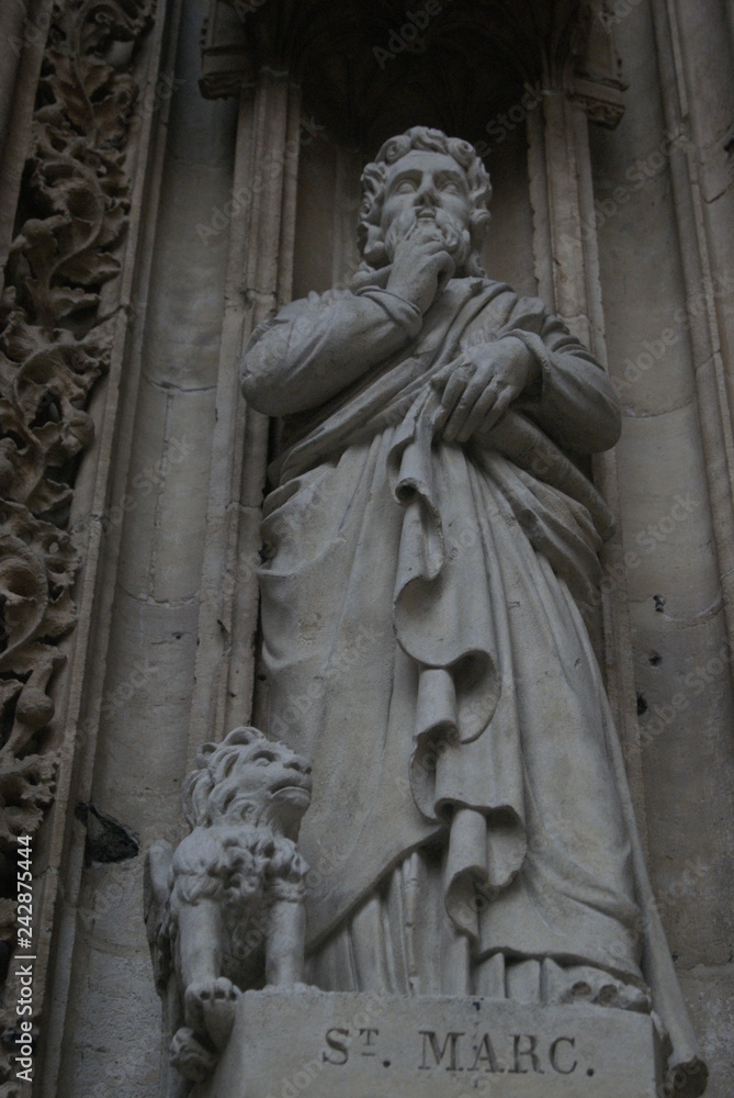 statue de saint marc rouen