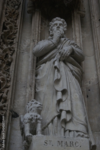 statue de saint marc rouen © sergiusz