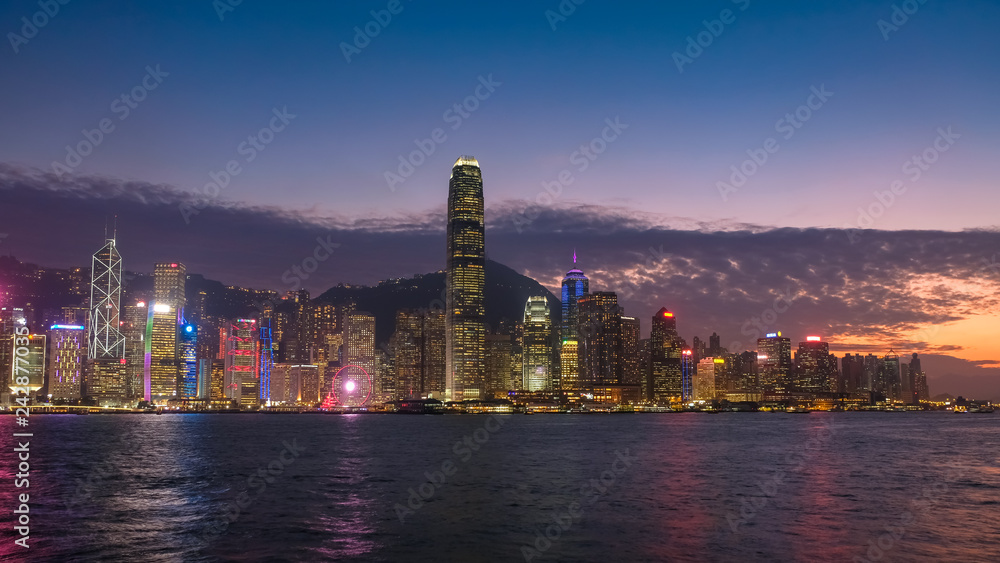 香港 ビクトリアハーバー 夕景