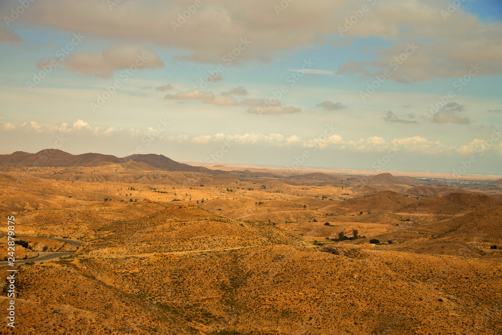 Fototapeta premium Landscape near Matmata in the south of Tunisia