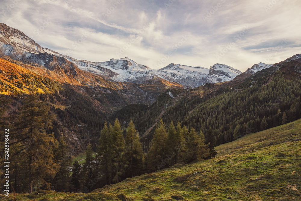 Beautiful Austrian Mountain Landscape Forest Green Season Sunny Travel Location Nature Beautiful Austrian Mountain Landscape Forest Green Season Sunny Travel Location Nature