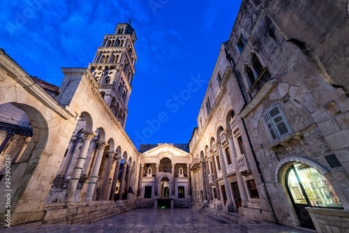 Cuadro en lienzo Diocletian's Palace in Split, Croatia