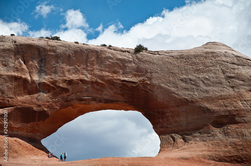 Arch in Moab, with some people