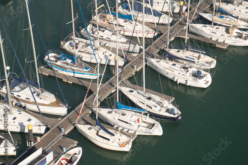 Obraz na płótnie harbor with small boats w salonie