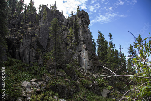 The rocks in the tract Mehta - Altay