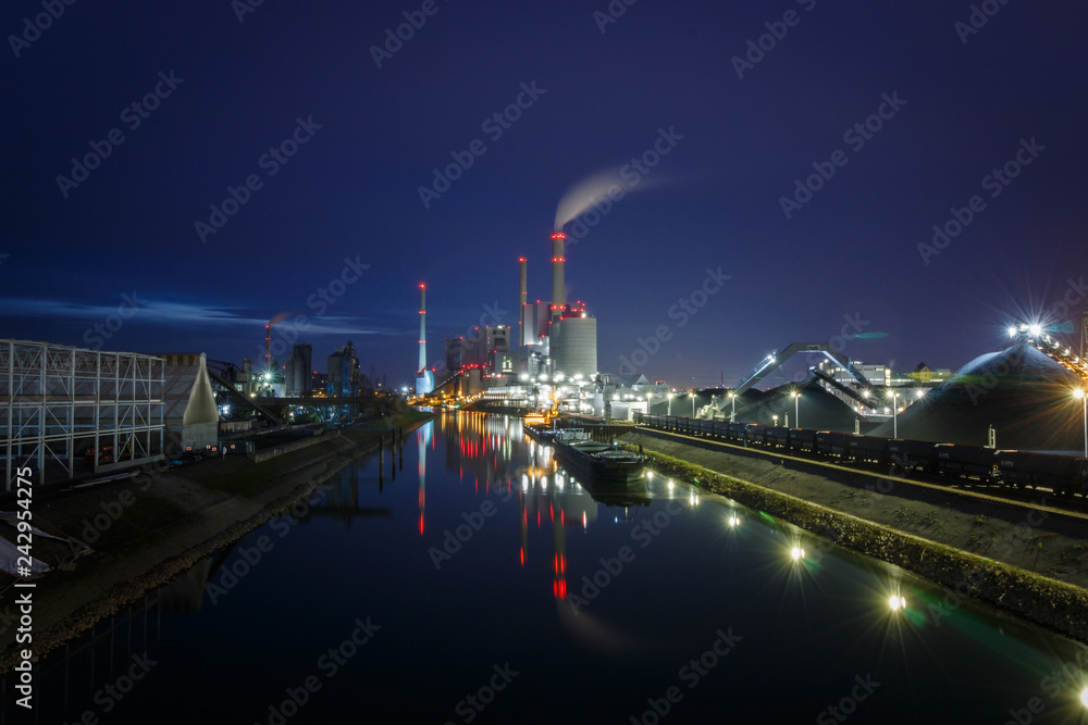 Das Großkraftwerk, Kohlekraftwerk in Mannheim, Deutschland