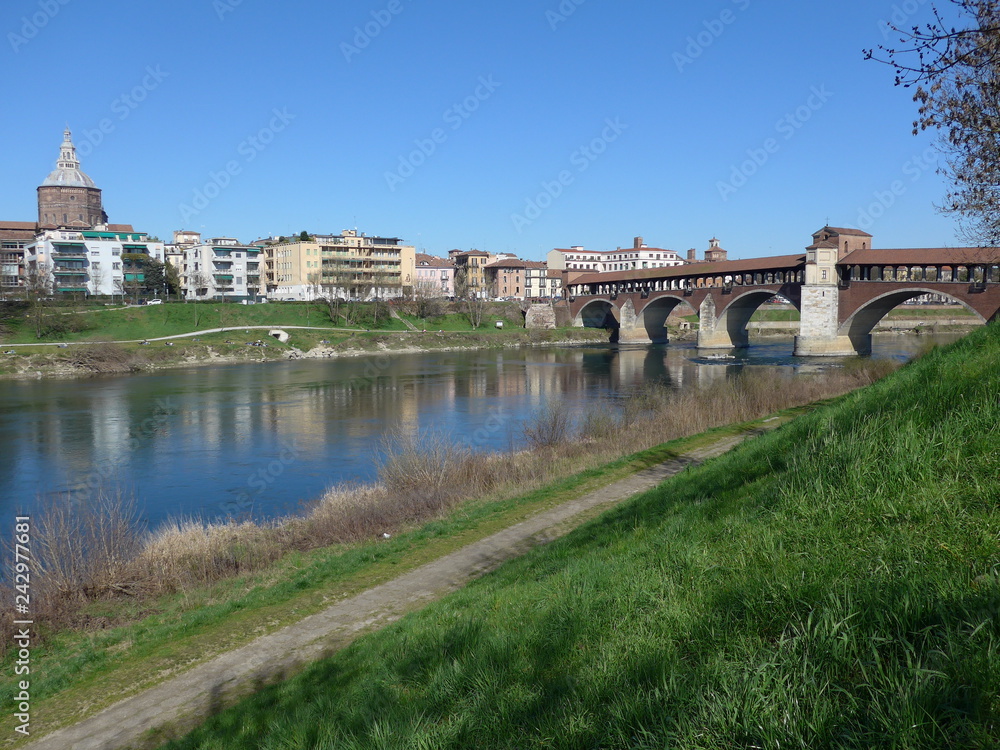 Panorami del Ticino e di Pavia (Lombardia) Panorami del Ticino e di Pavia (Lombardia)
